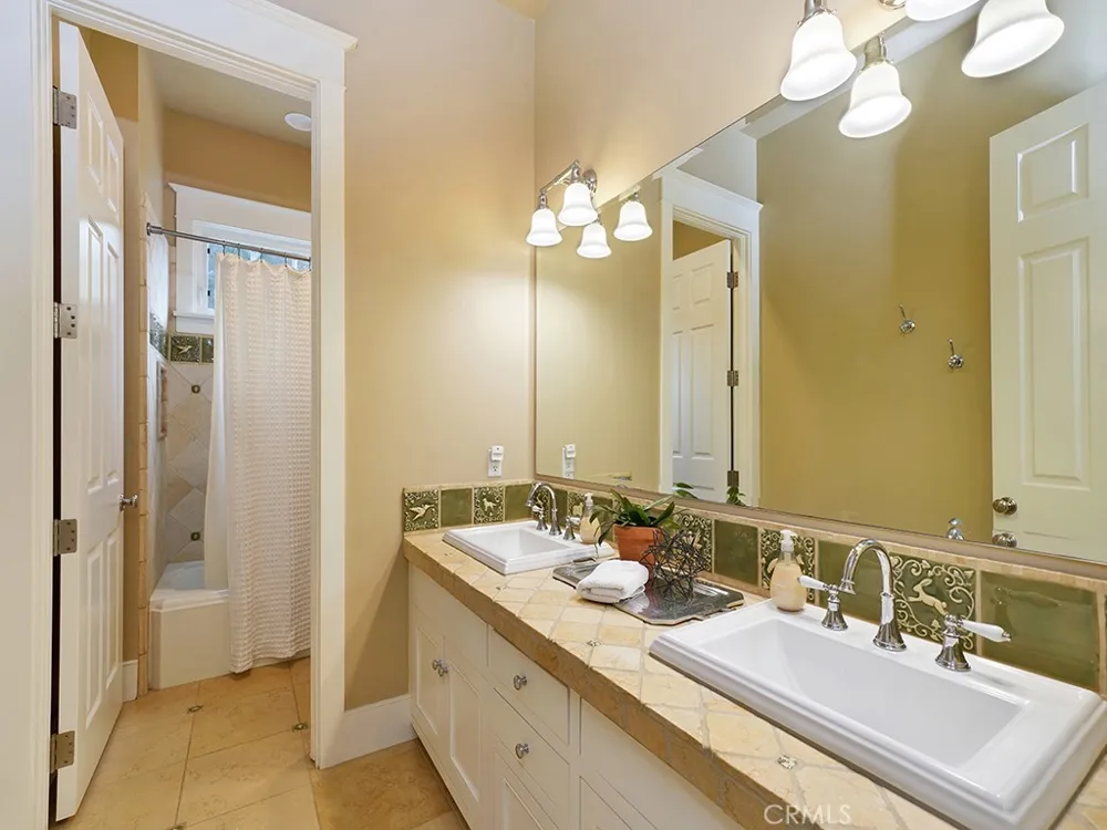 28291 Williams Canyon Road Silverado, CA 92676
