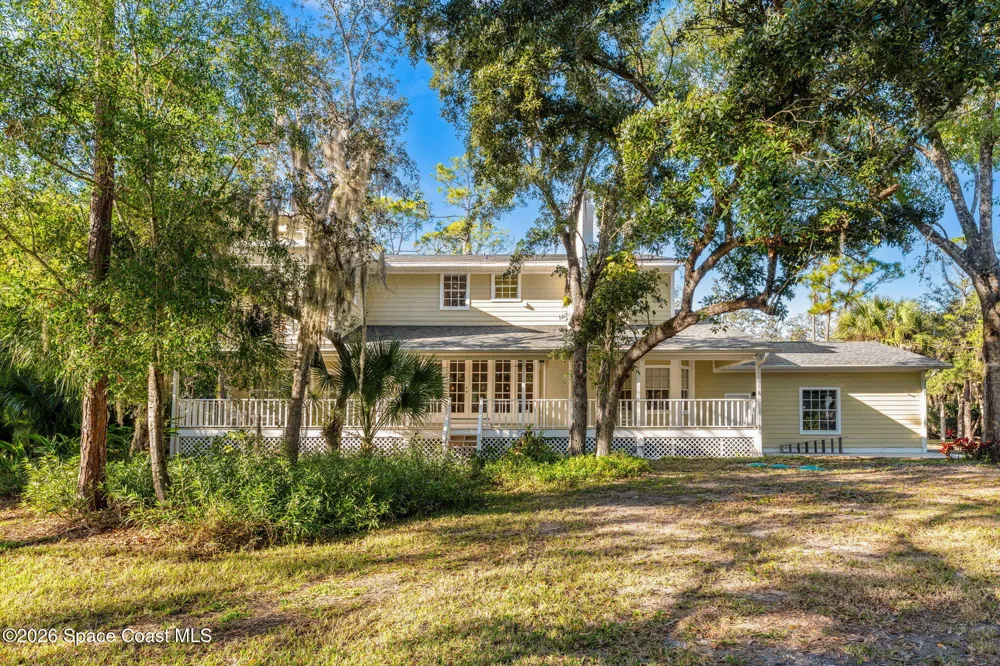 1325 Chase Hammock Road