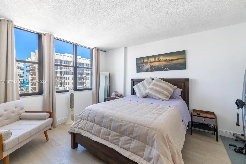 2401 S Ocean Dr #2504 Hollywood, FL 33019