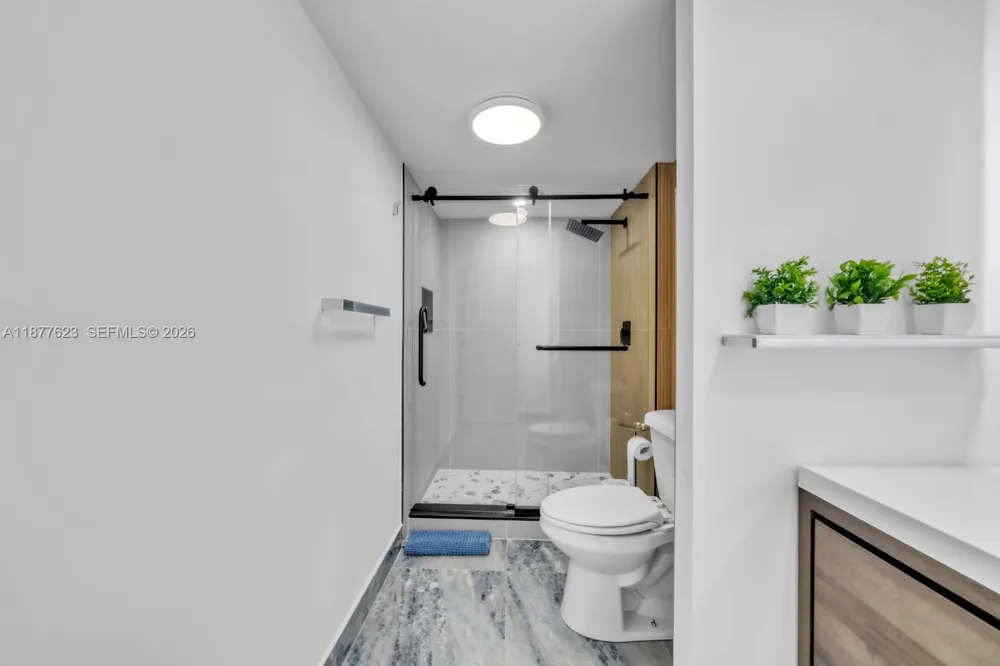 2401 S Ocean Dr #2504 Hollywood, FL 33019