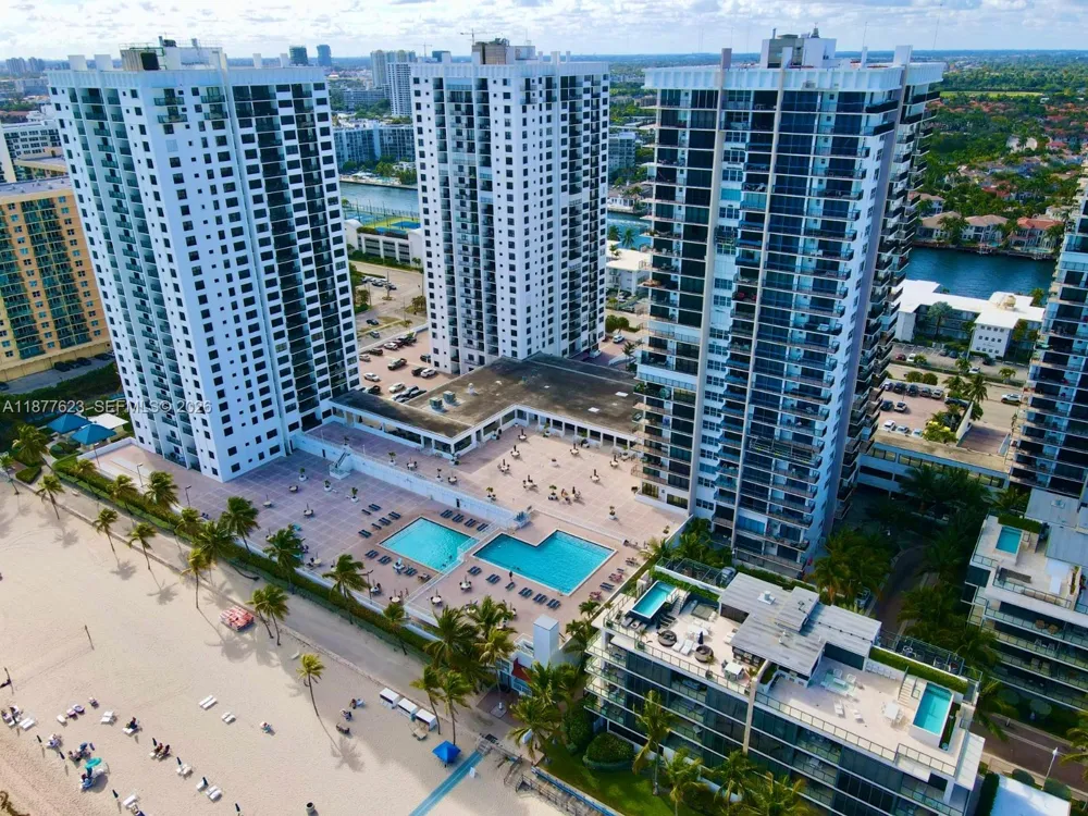 2401 S Ocean Dr #2504 Hollywood, FL 33019