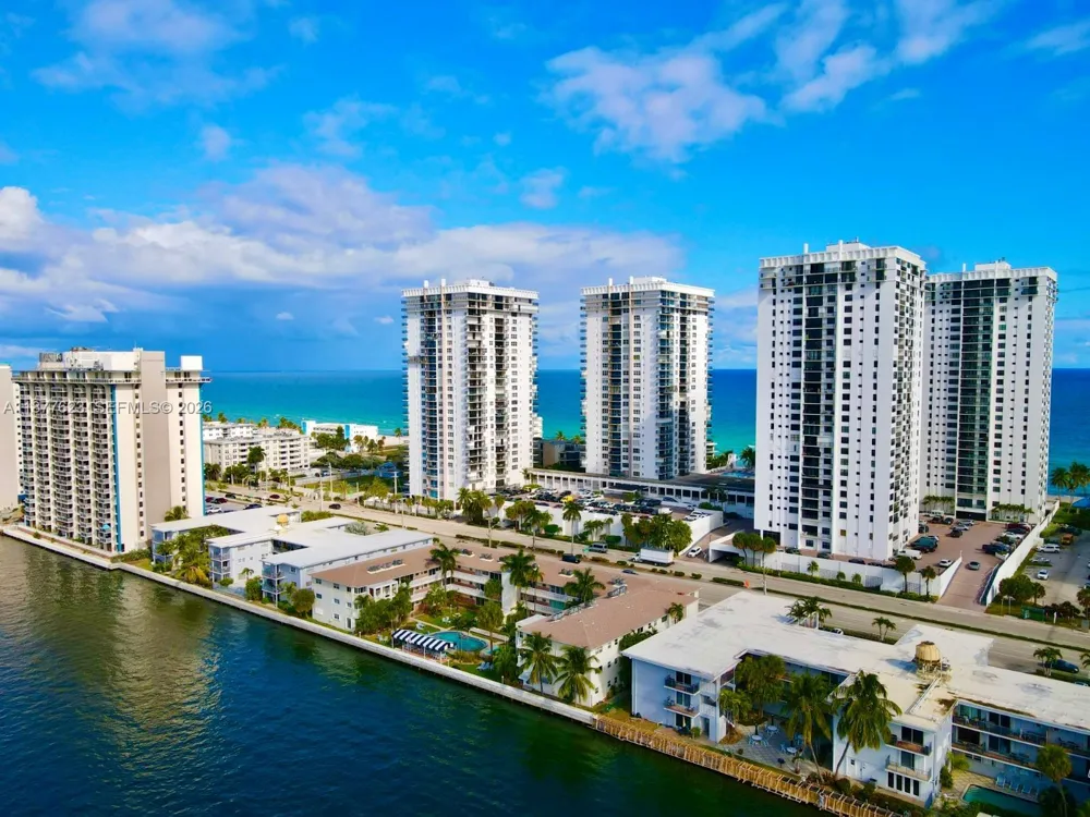 2401 S Ocean Dr #2504 Hollywood, FL 33019