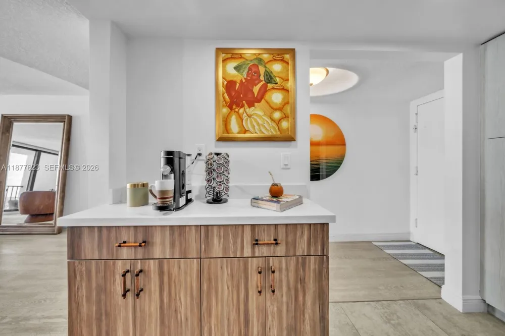 2401 S Ocean Dr #2504 Hollywood, FL 33019