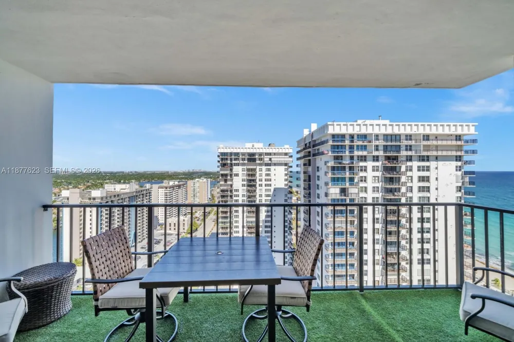 2401 S Ocean Dr #2504 Hollywood, FL 33019