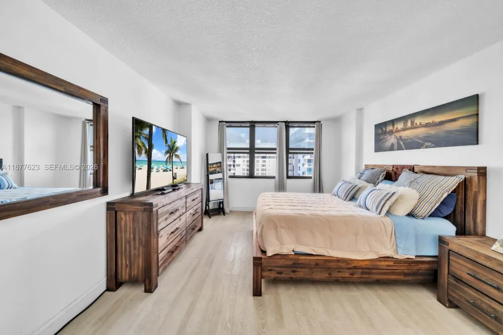 2401 S Ocean Dr #2504 Hollywood, FL 33019