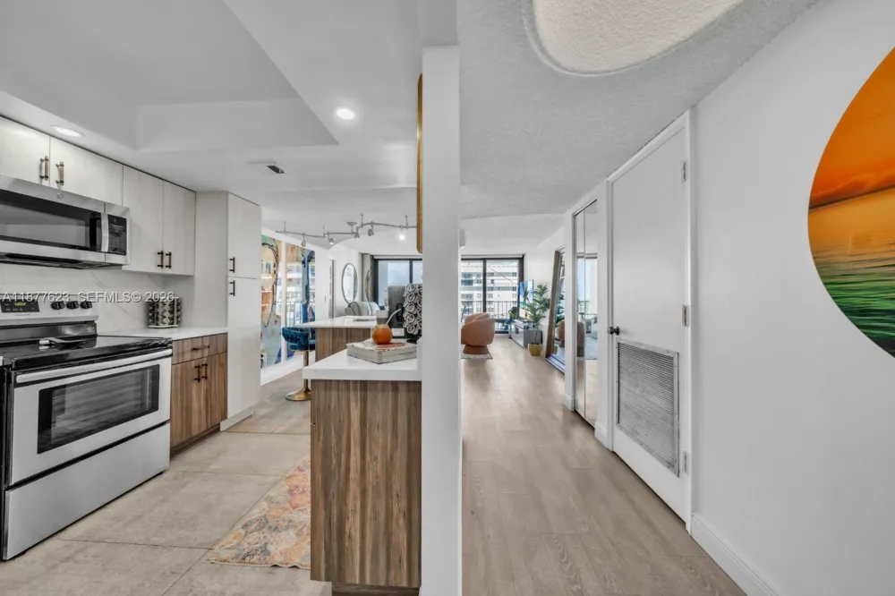 2401 S Ocean Dr #2504 Hollywood, FL 33019