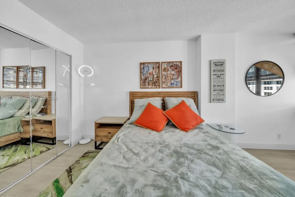 2401 S Ocean Dr #2504 Hollywood, FL 33019