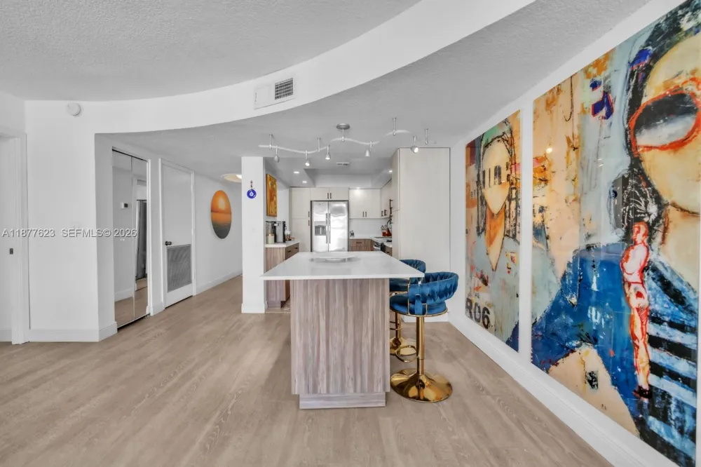 2401 S Ocean Dr #2504 Hollywood, FL 33019