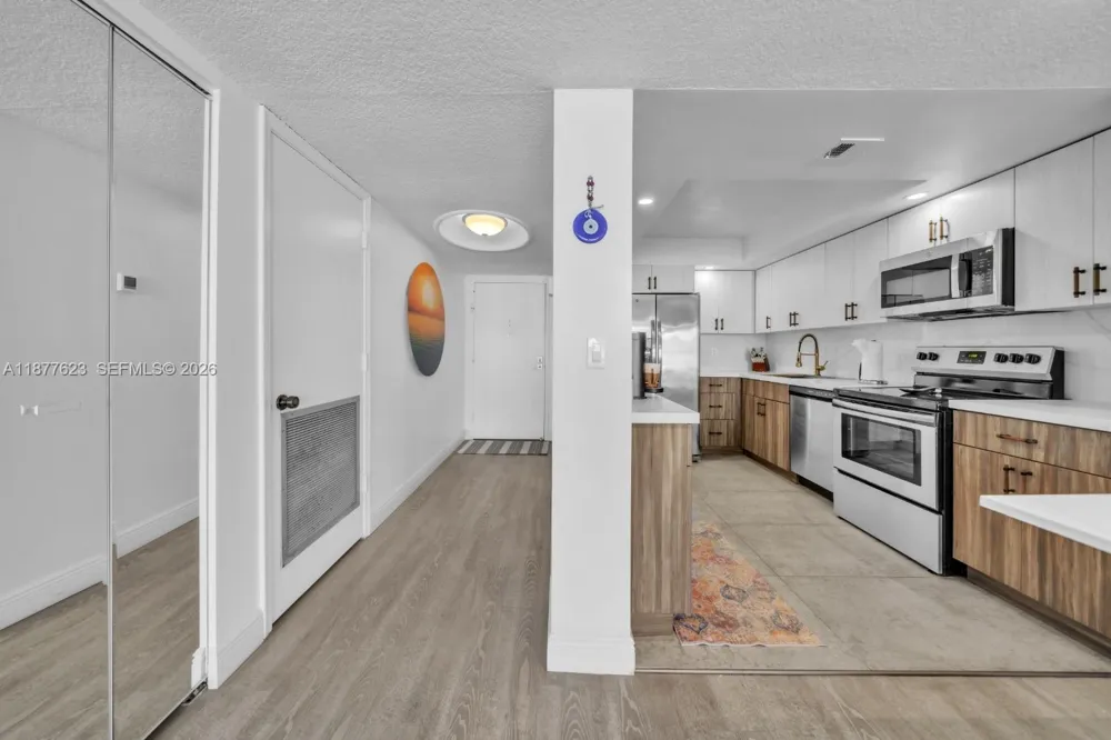 2401 S Ocean Dr #2504 Hollywood, FL 33019