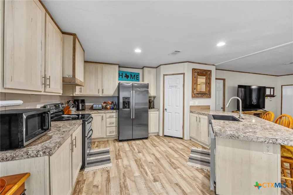300 Private Road 3221 Kempner, TX 76539