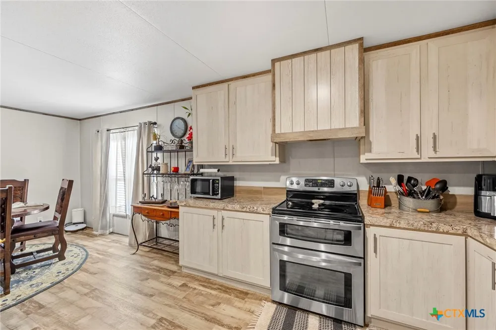 300 Private Road 3221 Kempner, TX 76539