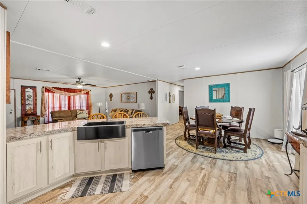 300 Private Road 3221 Kempner, TX 76539