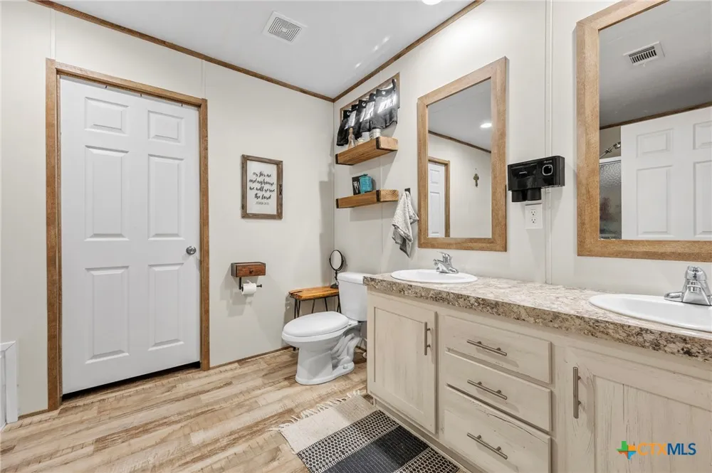 300 Private Road 3221 Kempner, TX 76539