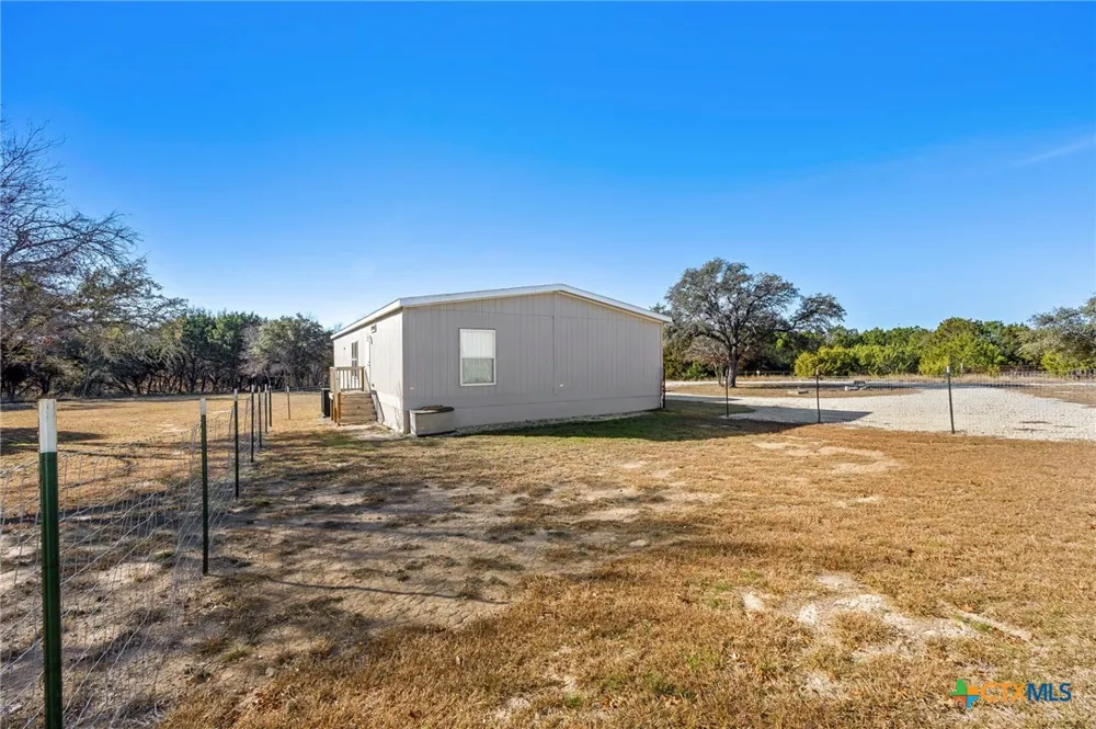 300 Private Road 3221 Kempner, TX 76539