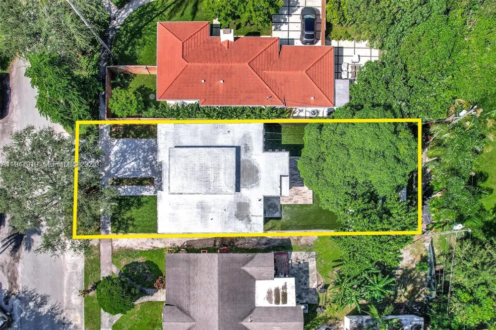 311 NE 90th St El Portal, FL 33138