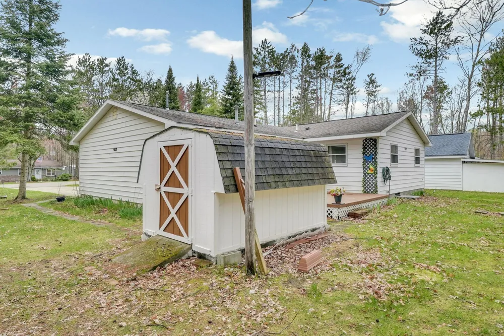 209 Linwood Drive Denton Township, MI 48651