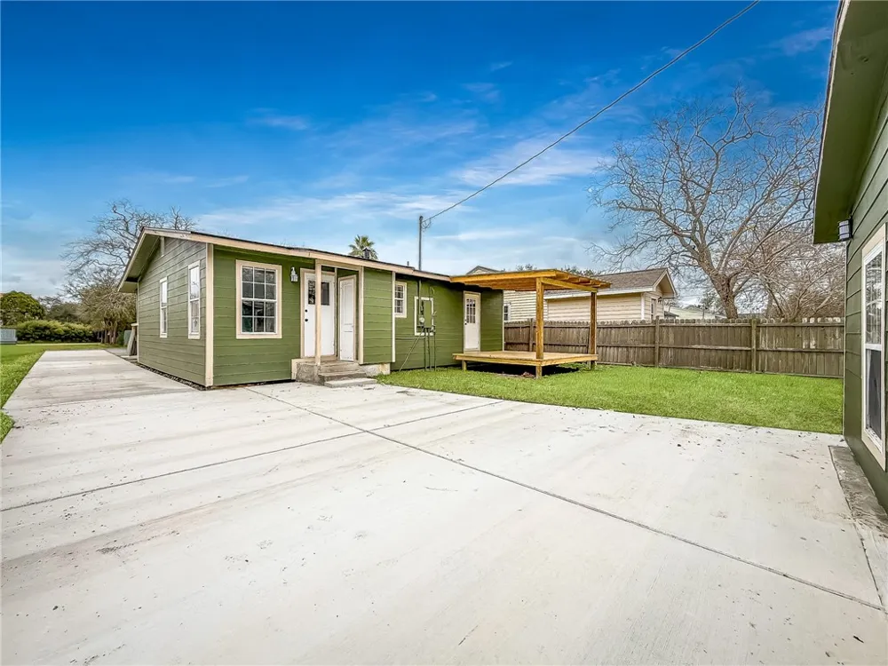 3437 Austin Street Corpus Christi, TX 78411
