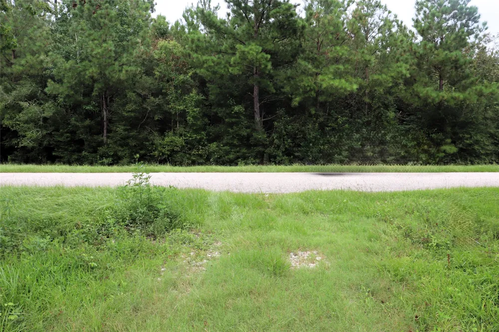 127 County Road 190 Liberty, TX 77575