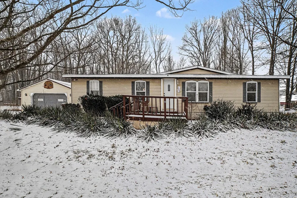 250 S Leaton Road Chippewa Township, MI 48858