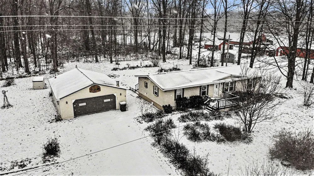 250 S Leaton Road Chippewa Township, MI 48858