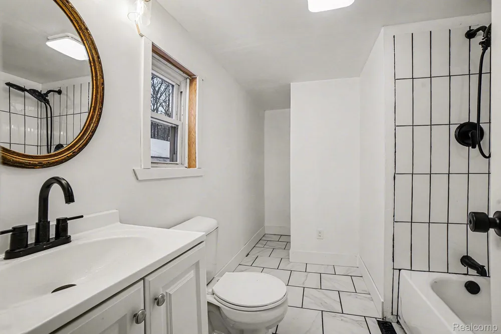 250 S Leaton Road Chippewa Township, MI 48858