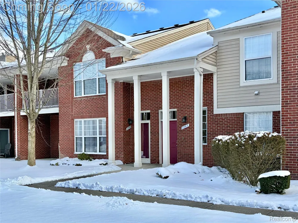 1709 Deepwood Circle #57