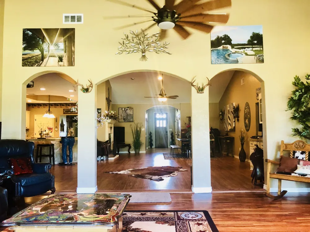 6101 County Road 208 Lampasas, TX 76550