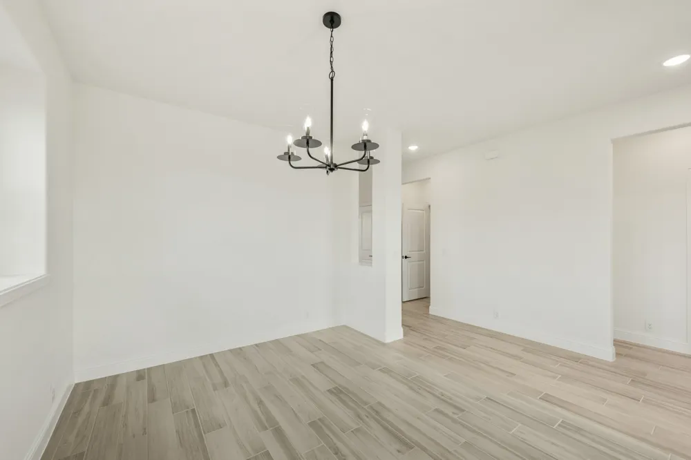 925 Cannes Drive Red Oak, TX 75154
