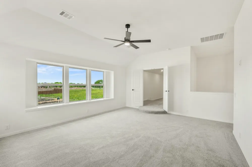 925 Cannes Drive Red Oak, TX 75154