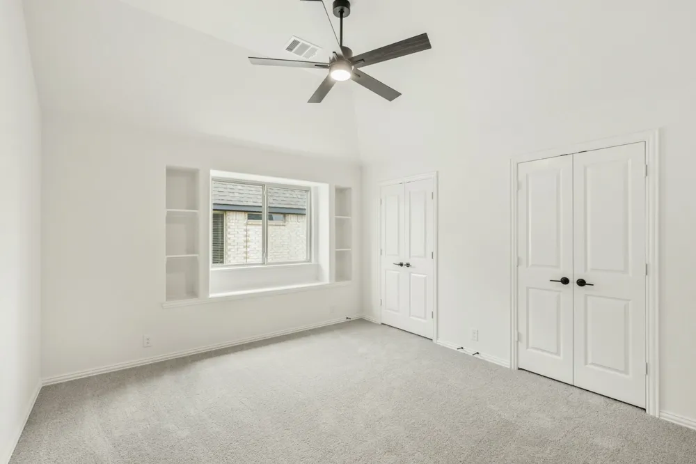 925 Cannes Drive Red Oak, TX 75154