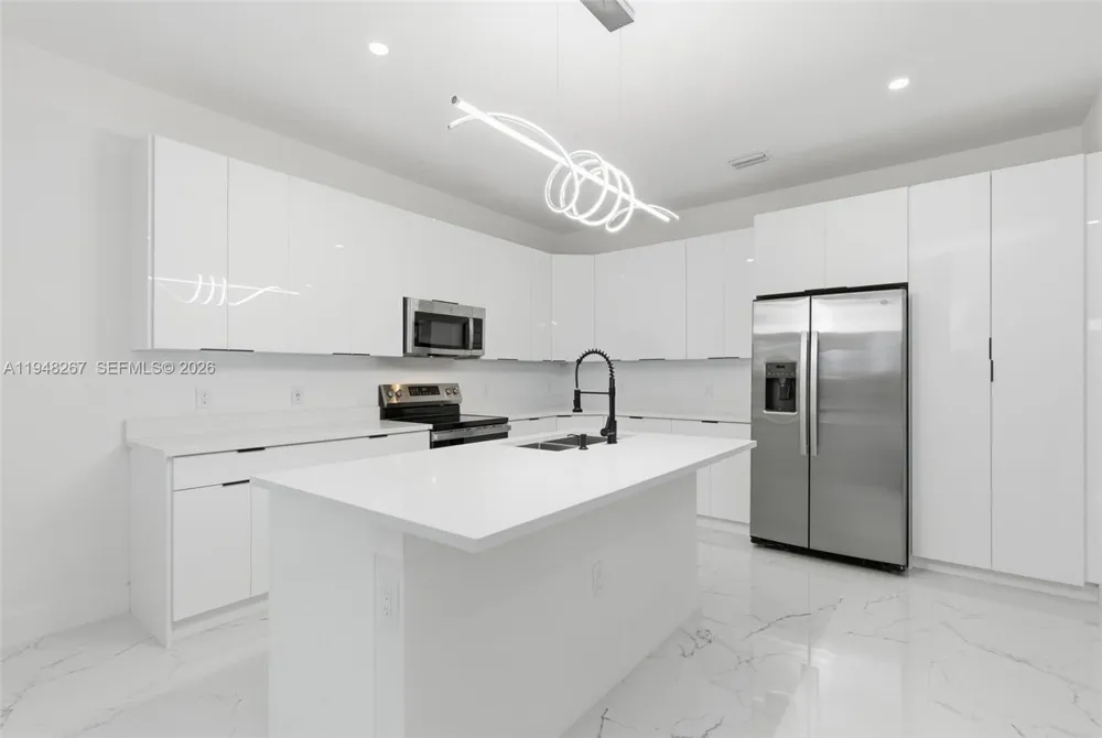161 Blackstone Dr. Fort Myers, FL 33913