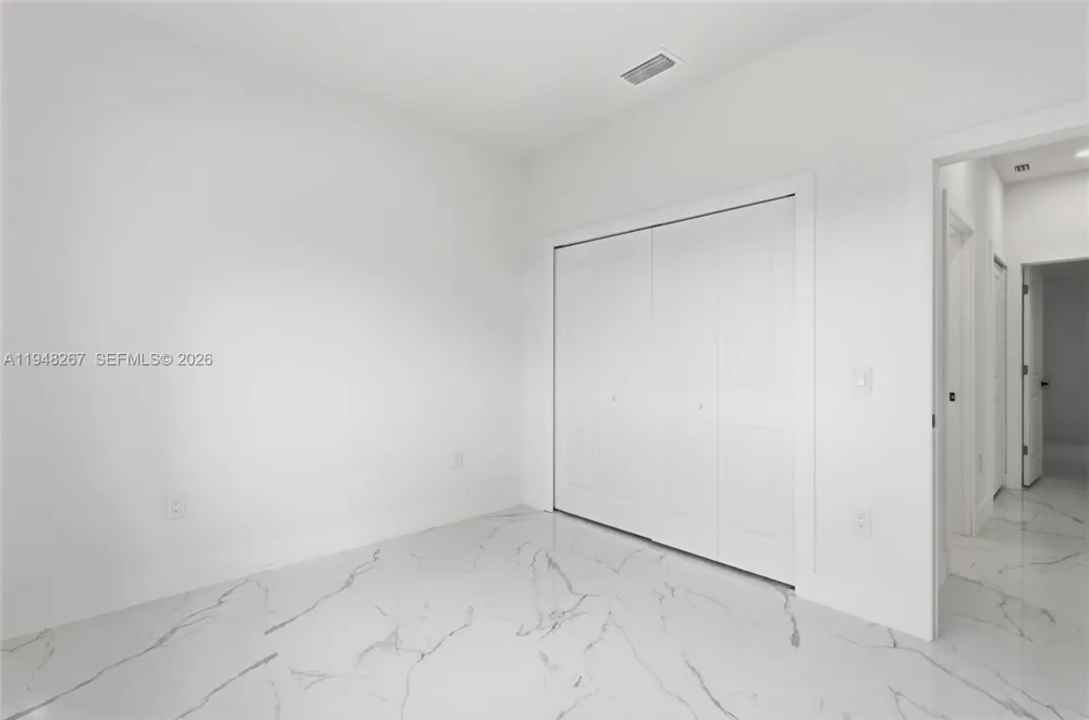 161 Blackstone Dr. Fort Myers, FL 33913