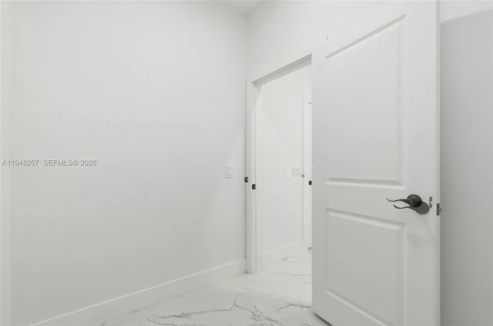 161 Blackstone Dr. Fort Myers, FL 33913