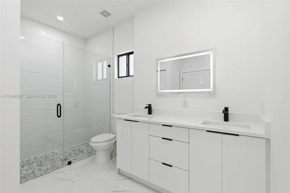 161 Blackstone Dr. Fort Myers, FL 33913