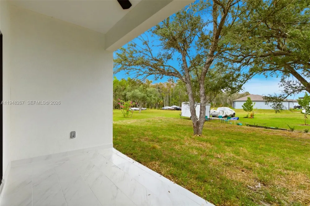 161 Blackstone Dr. Fort Myers, FL 33913