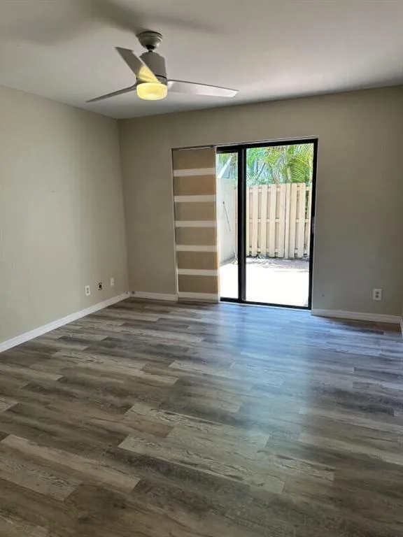 616 Executive Center Drive