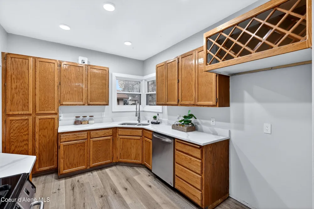 10706 Nelson St Spokane, WA 99218