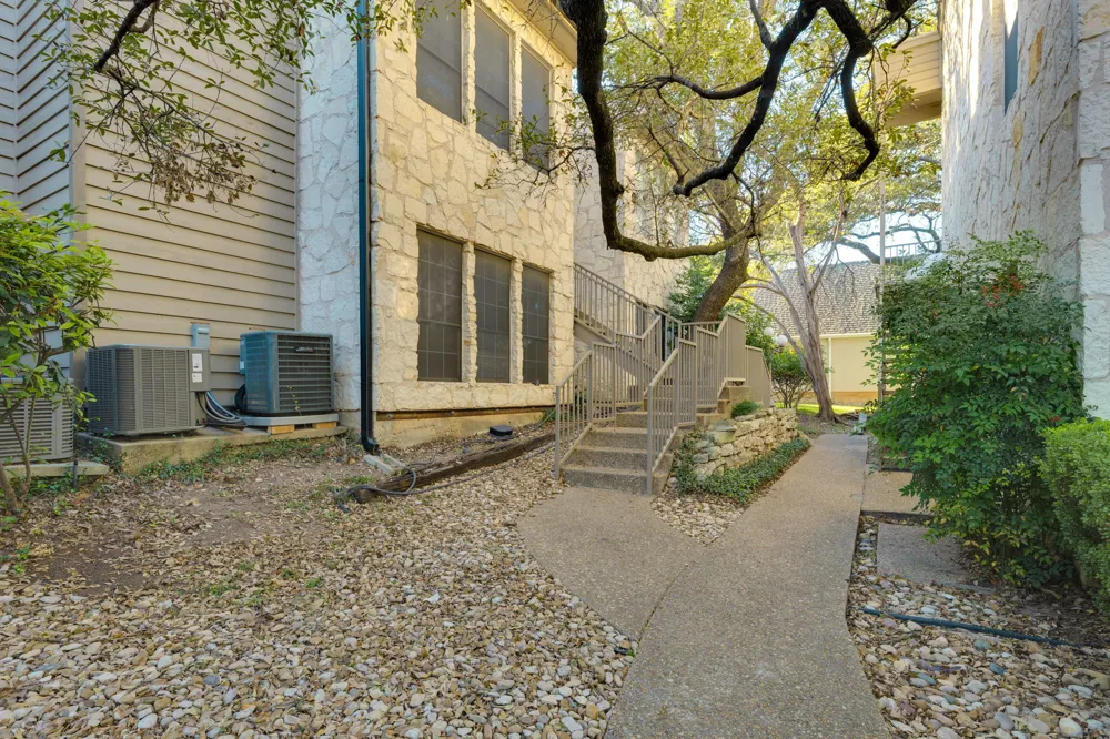 3809 Spicewood Springs Road #150 Austin, TX 78759