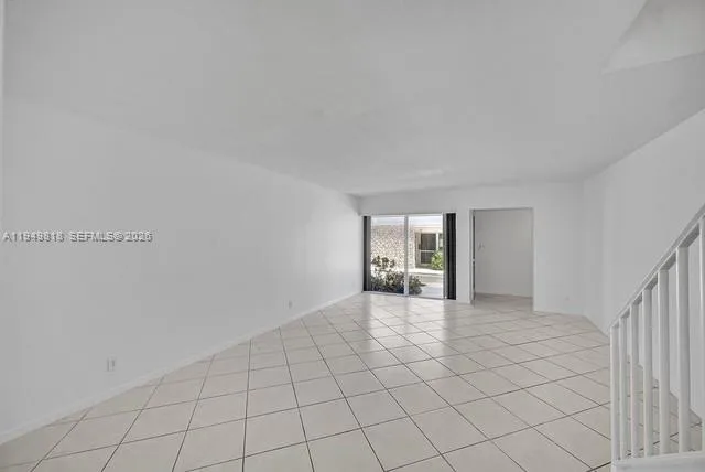 5555 Ocean Blvd #20 Lauderdale By The Sea, FL 33308