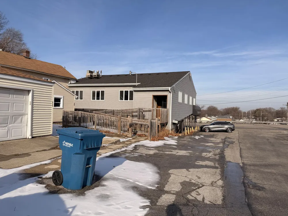315 E Ridge Road Griffith, IN 46319