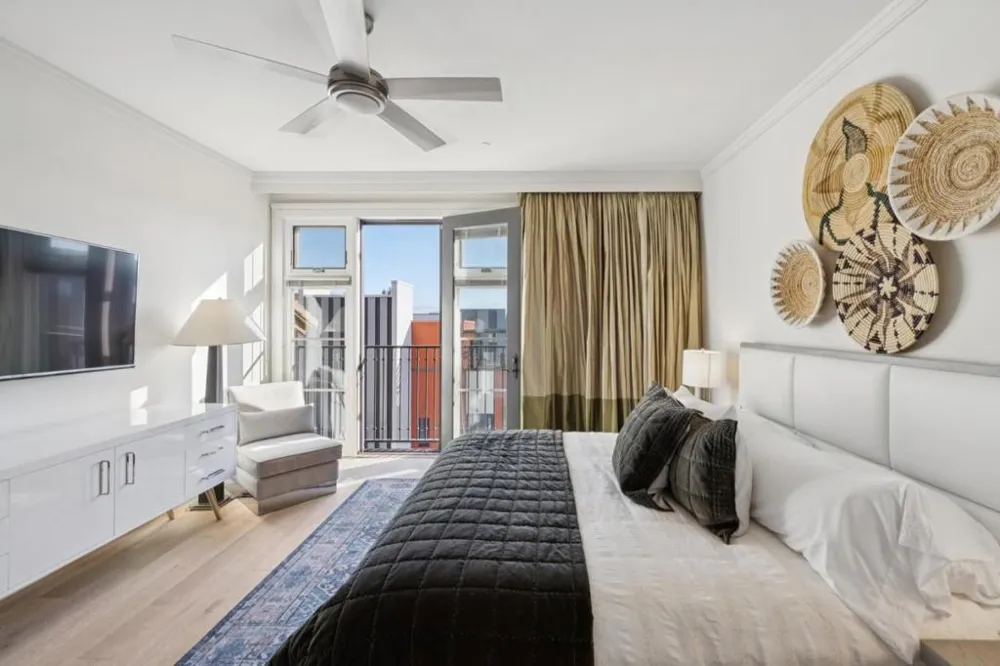 356 Santana Row #320 San Jose, CA 95128