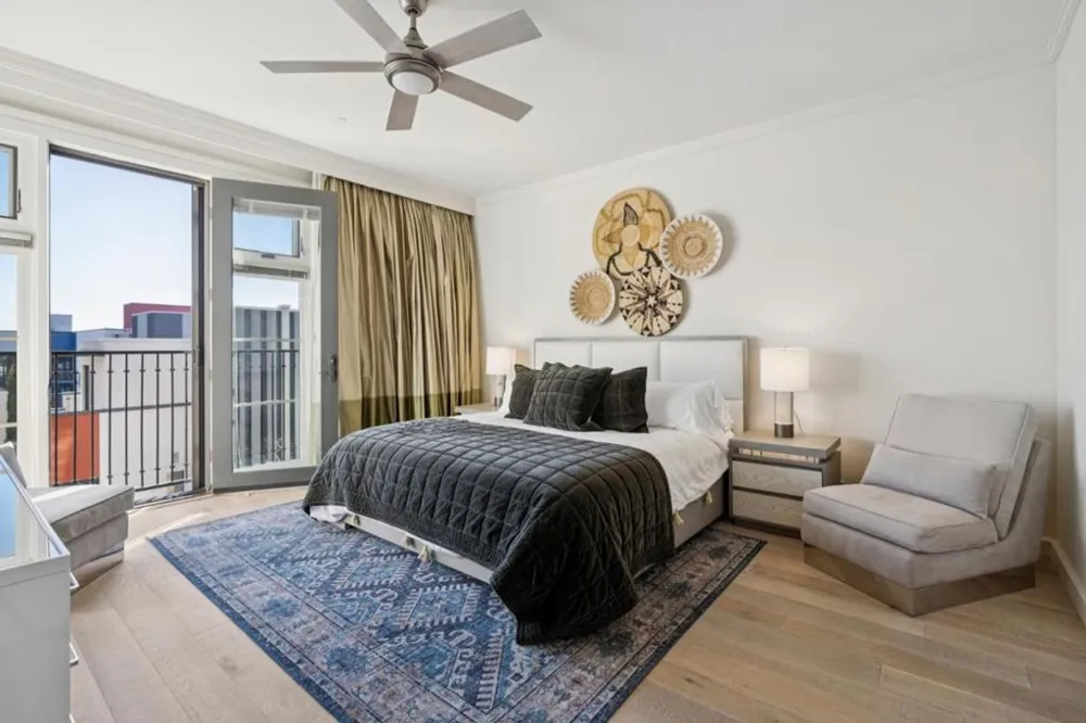 356 Santana Row #320 San Jose, CA 95128
