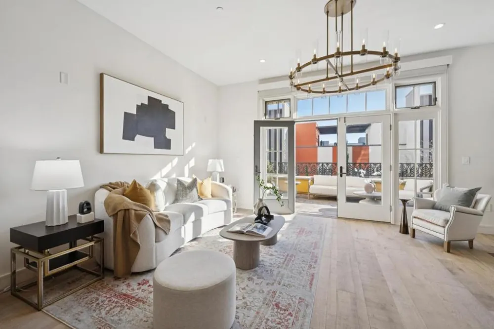 356 Santana Row #320 San Jose, CA 95128