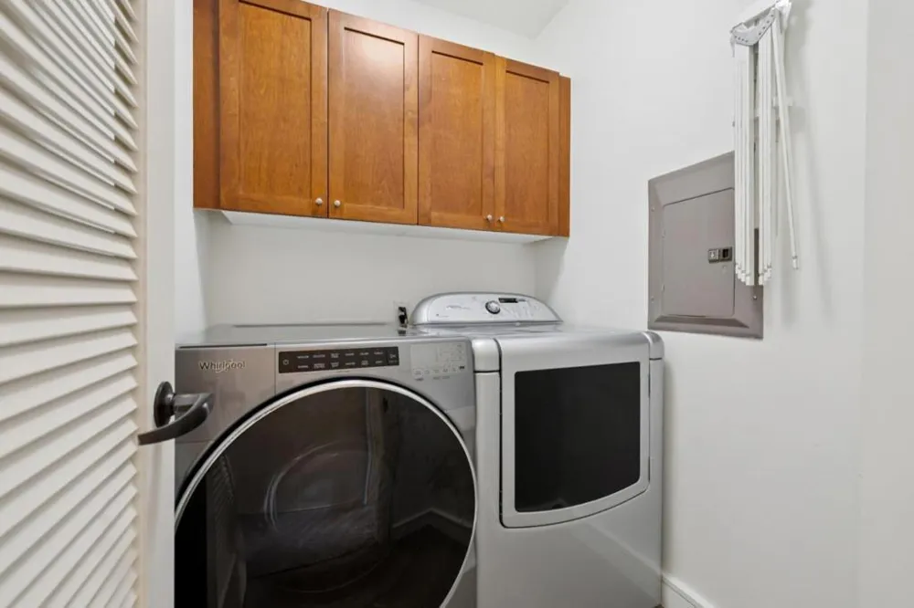 356 Santana Row #320 San Jose, CA 95128