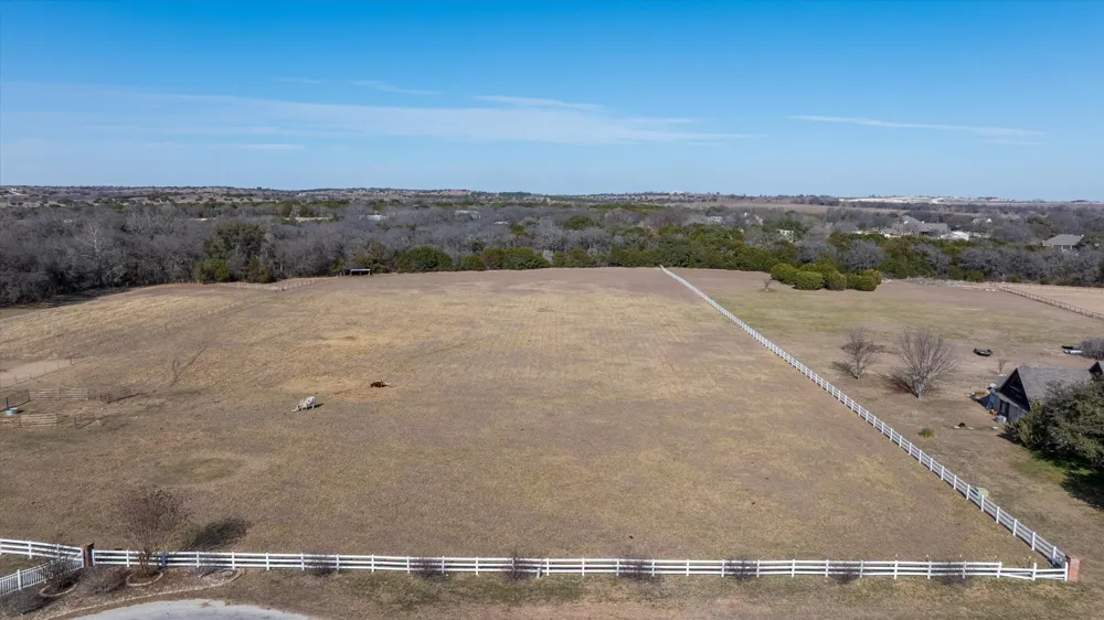 W Hidden Meadow Court Cresson, TX 76035