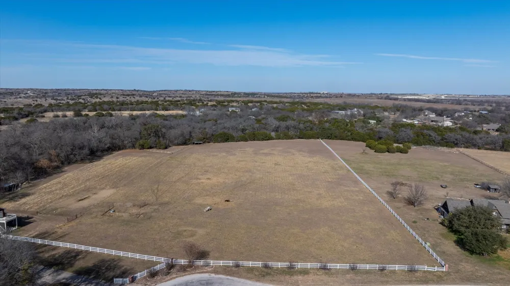 W Hidden Meadow Court Cresson, TX 76035