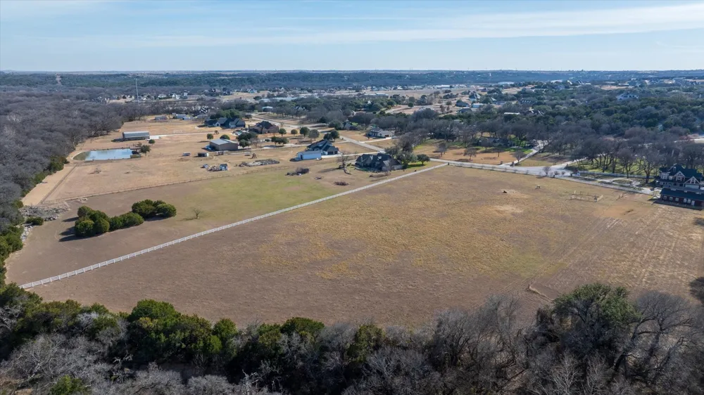 W Hidden Meadow Court Cresson, TX 76035