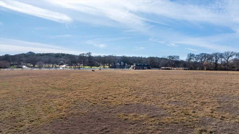W Hidden Meadow Court Cresson, TX 76035