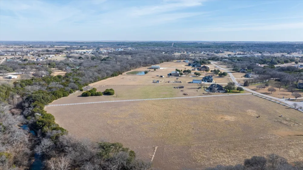W Hidden Meadow Court Cresson, TX 76035