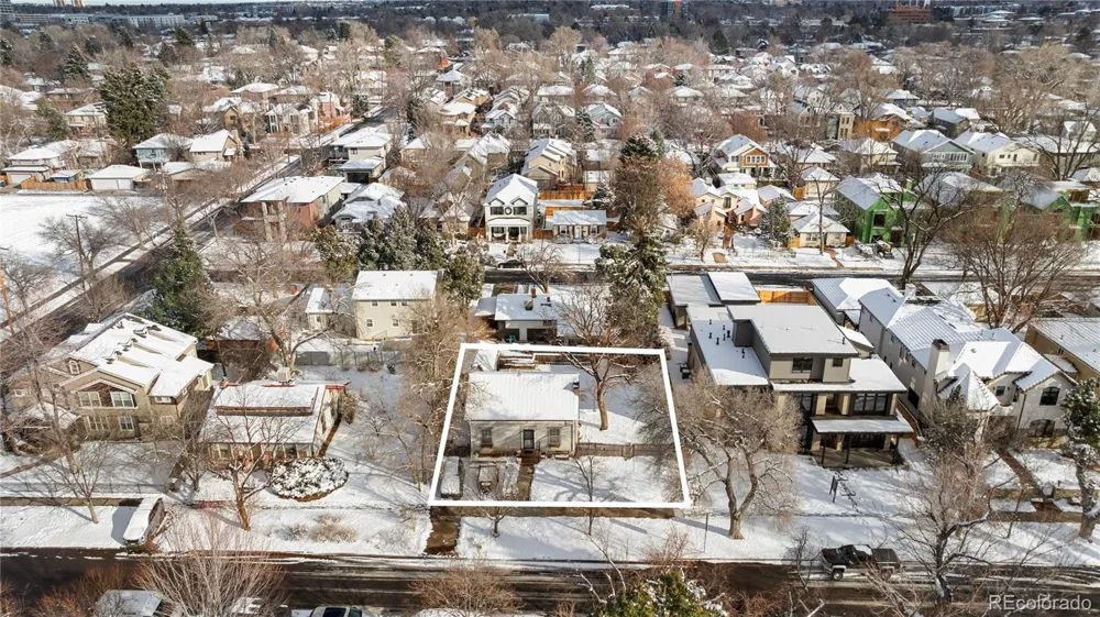 2432 S Saint Paul Street